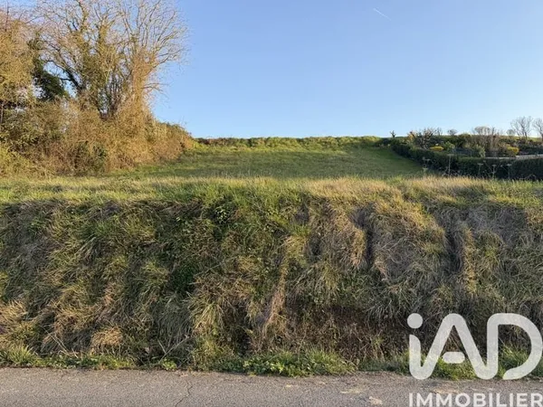Terrain 577 m²