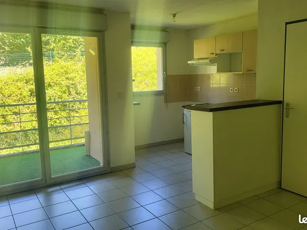 Appartement t2 malemort