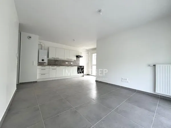 APPARTEMENT 2P+C