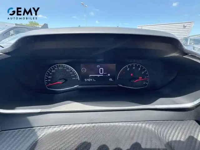 Peugeot 208 puretech 75 s&amp;s bvm5 — photo 15