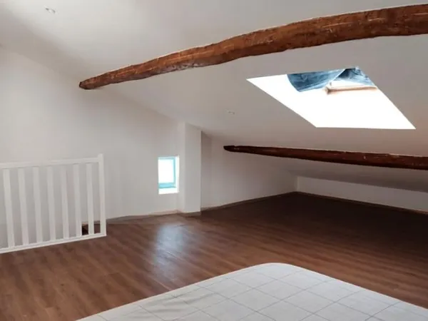 T2 bis duplex meublé