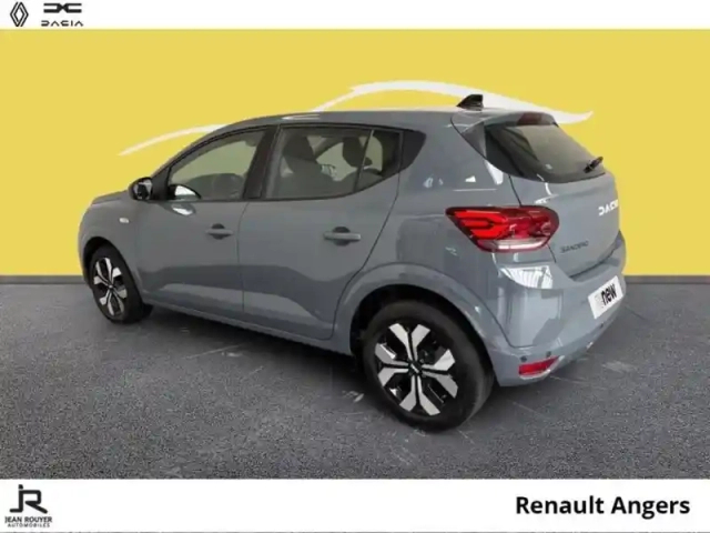 Dacia Sandero 1.0 tce 90ch journey — photo 11