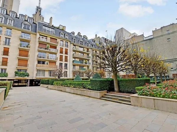 Appartement 1 pièce 52 m²