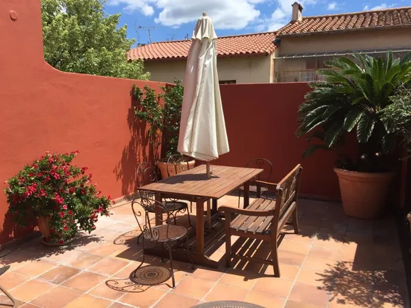 Vends maison 170m² Perpignan quartier calme proche centre ville, garage 130m², terrasses sud, balcon