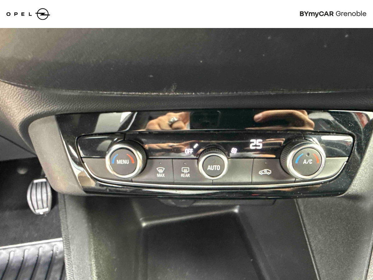 Opel Corsa 1.2 Turbo 100 ch BVM6 — photo 18