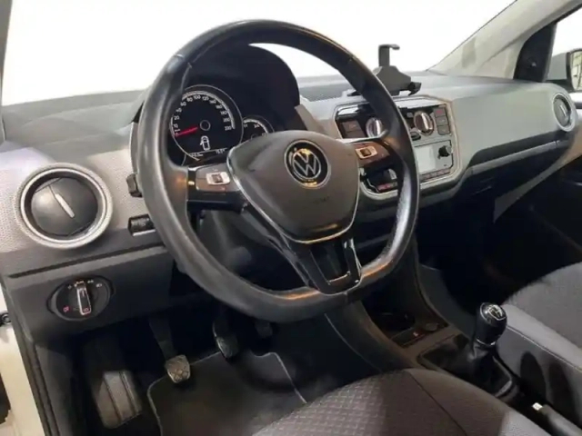 Volkswagen Up ! 2.0 1.0 65 bluemotion technology bvm5 active — photo 9