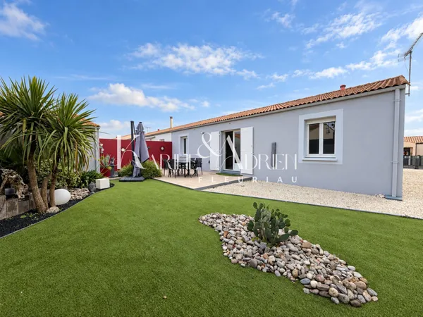 Maison de plain-pied 3 chambres, garage, jardin clos et dépendance