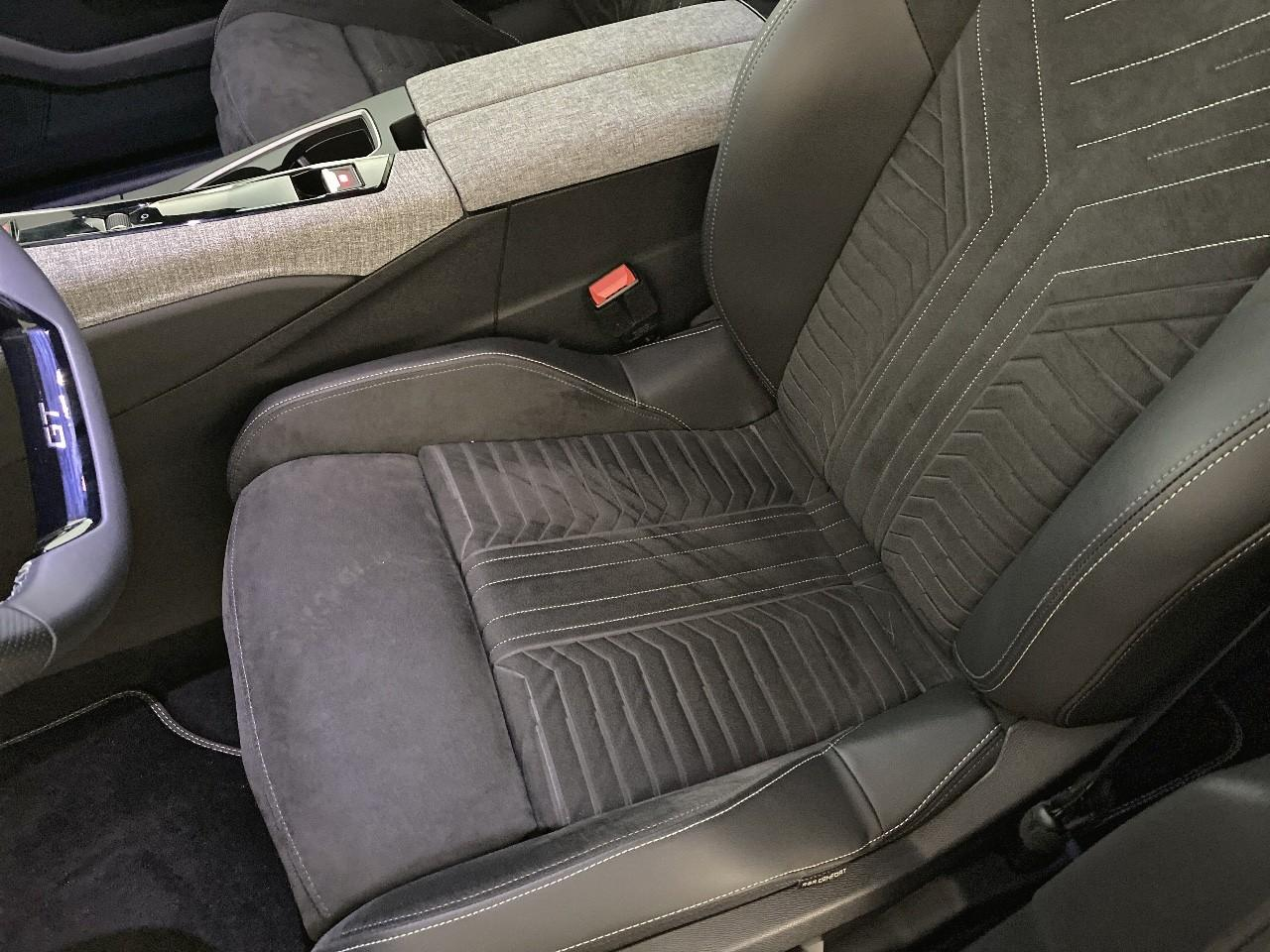 Peugeot 3008 electrique 210 ch 73 kwh gt — photo 9