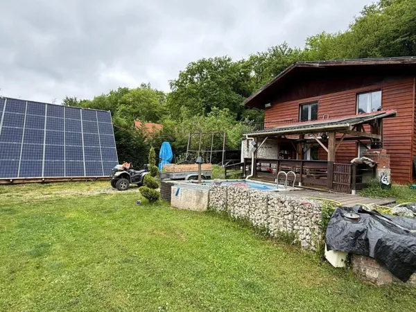 Chalet Autonome sur terrain de loisir
