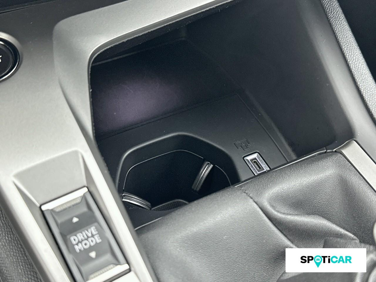 Peugeot 308 1.2 puretech 130ch s&s active pack — photo 17
