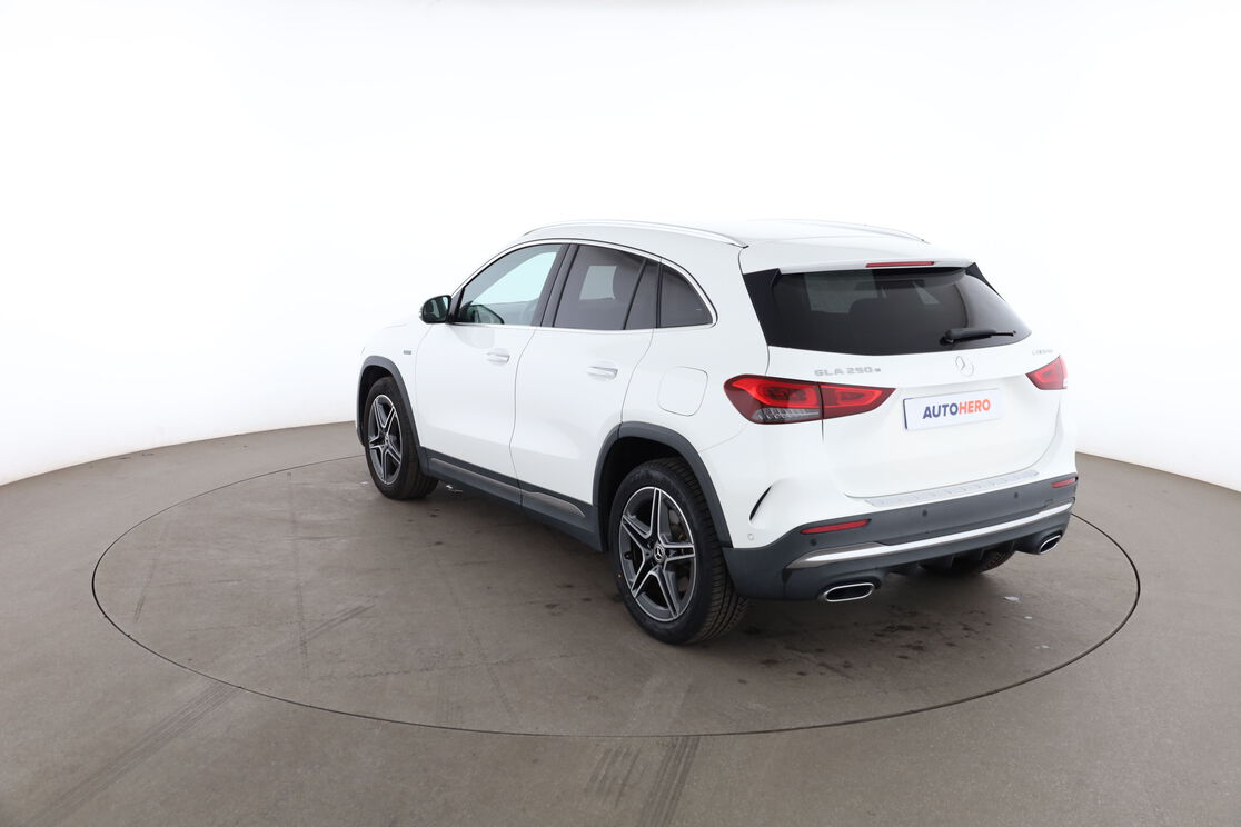 Mercedes-Benz GLA 250 e AMG Line 8G-DCT — photo 3