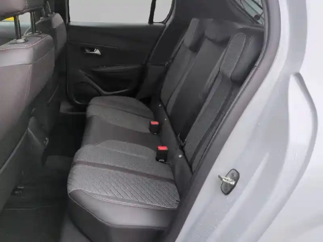 Peugeot 208 hybrid 110 e-dcs6 — photo 32