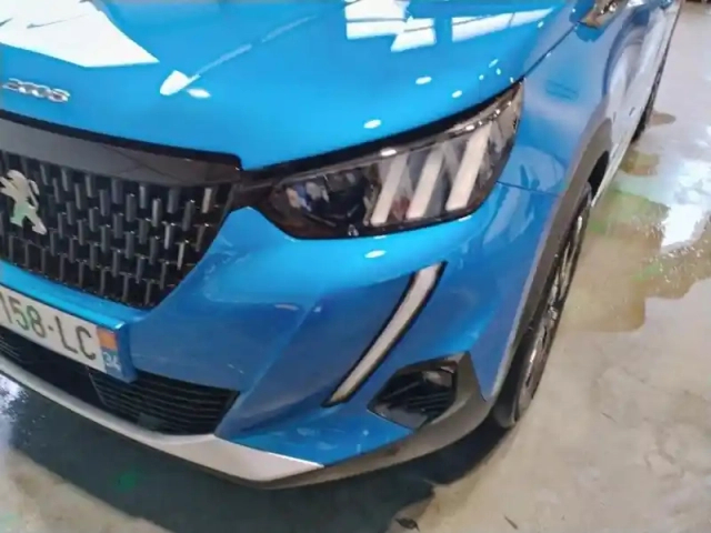 Peugeot 2008 puretech 155 s&amp;s eat8 gt pack — photo 14