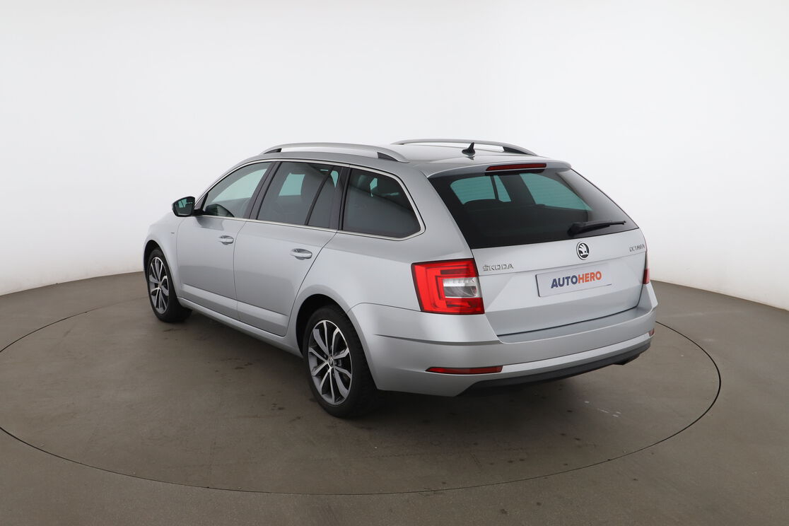 Skoda Octavia Combi 1.6 TDI Drive — photo 3