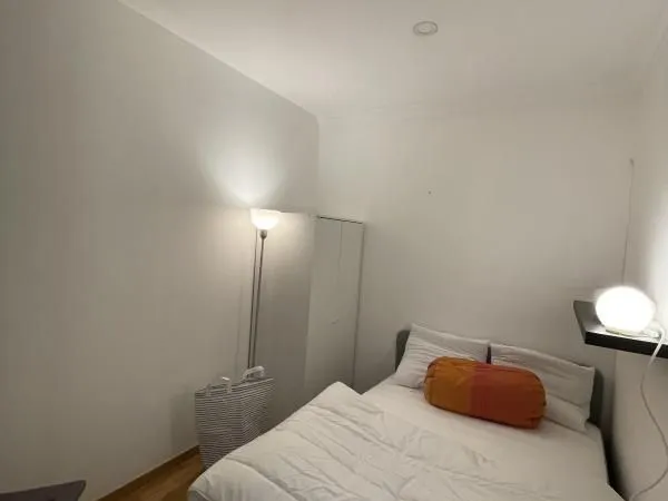 Chambre 1 pièce 9 m²