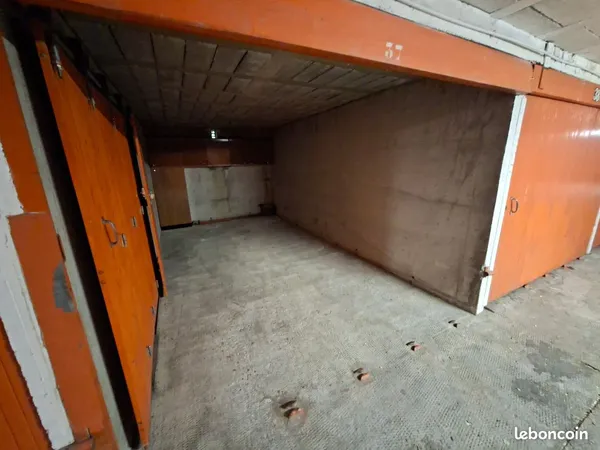 Stationnement Location Amélie-les-Bains-Palalda 90€