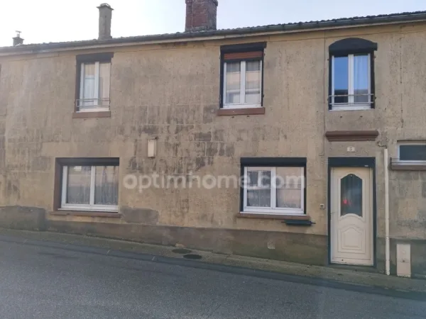 Maison à vendre - Centre village - 72 m² avec garage à VILLE SUR SAULX
