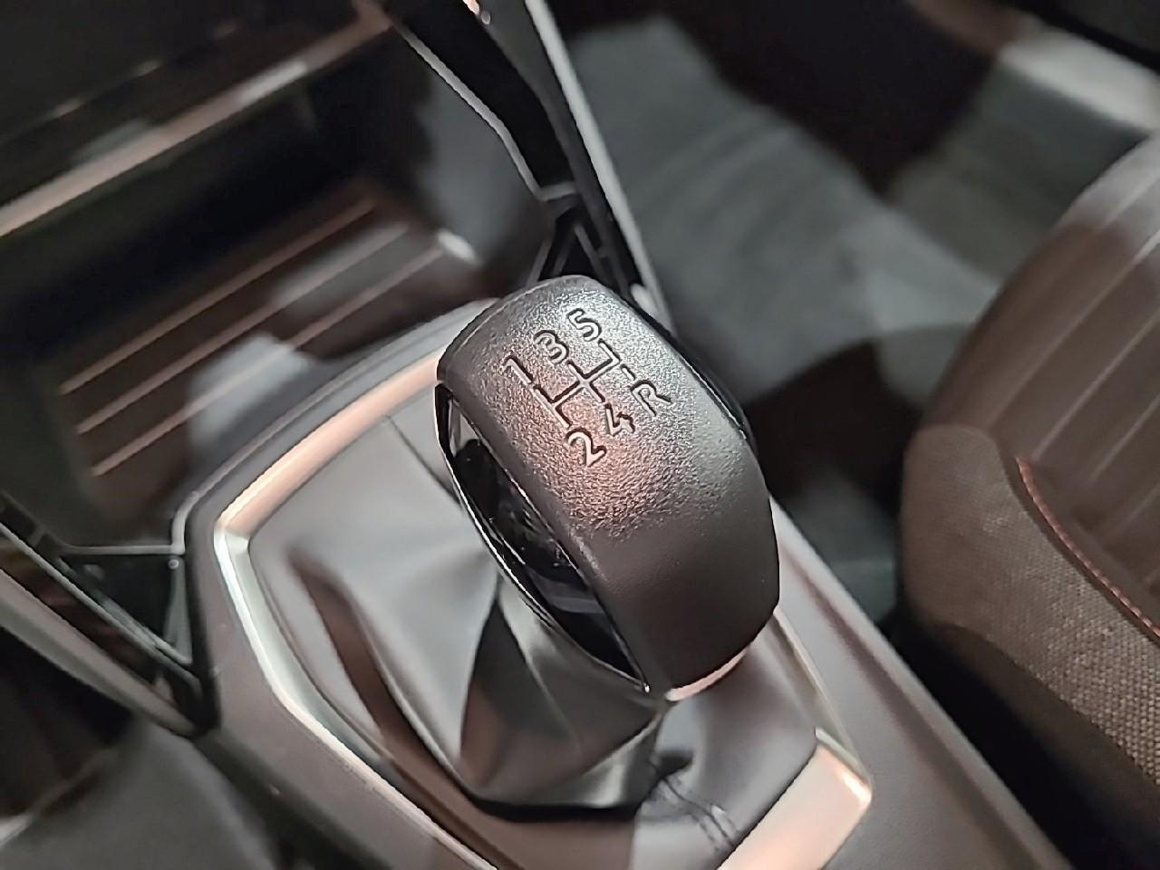 Peugeot 208 puretech 75 s&s bvm5 active pack — photo 17