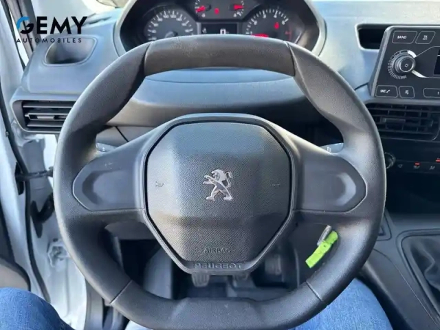 Peugeot Partner fourgon standard 650 kg bluehdi 75 bvm5 — photo 17