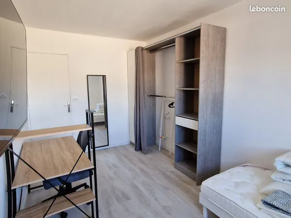 Logement 97m² pour étudiants