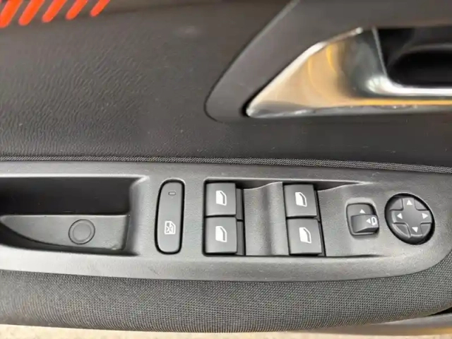 Peugeot 208 puretech 75 s&amp;s bvm5 active pack — photo 20