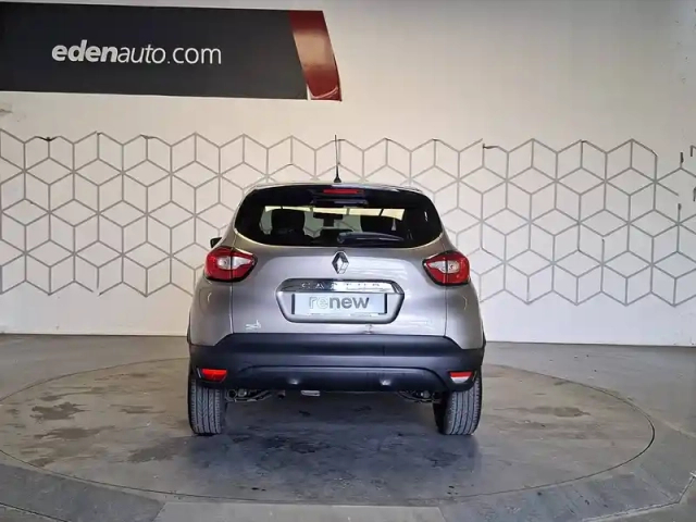 Renault Captur dci 90 energy eco² — photo 90