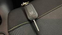 Citroen C3 1.2 PureTech 83ch S&S Shine — photo 16
