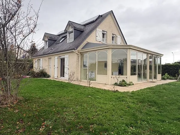 Pavillon 5 pièces 166 m²