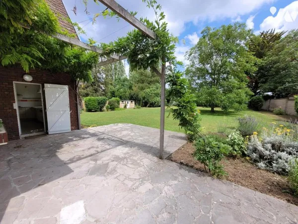Maison 7 pièces 243 m²
