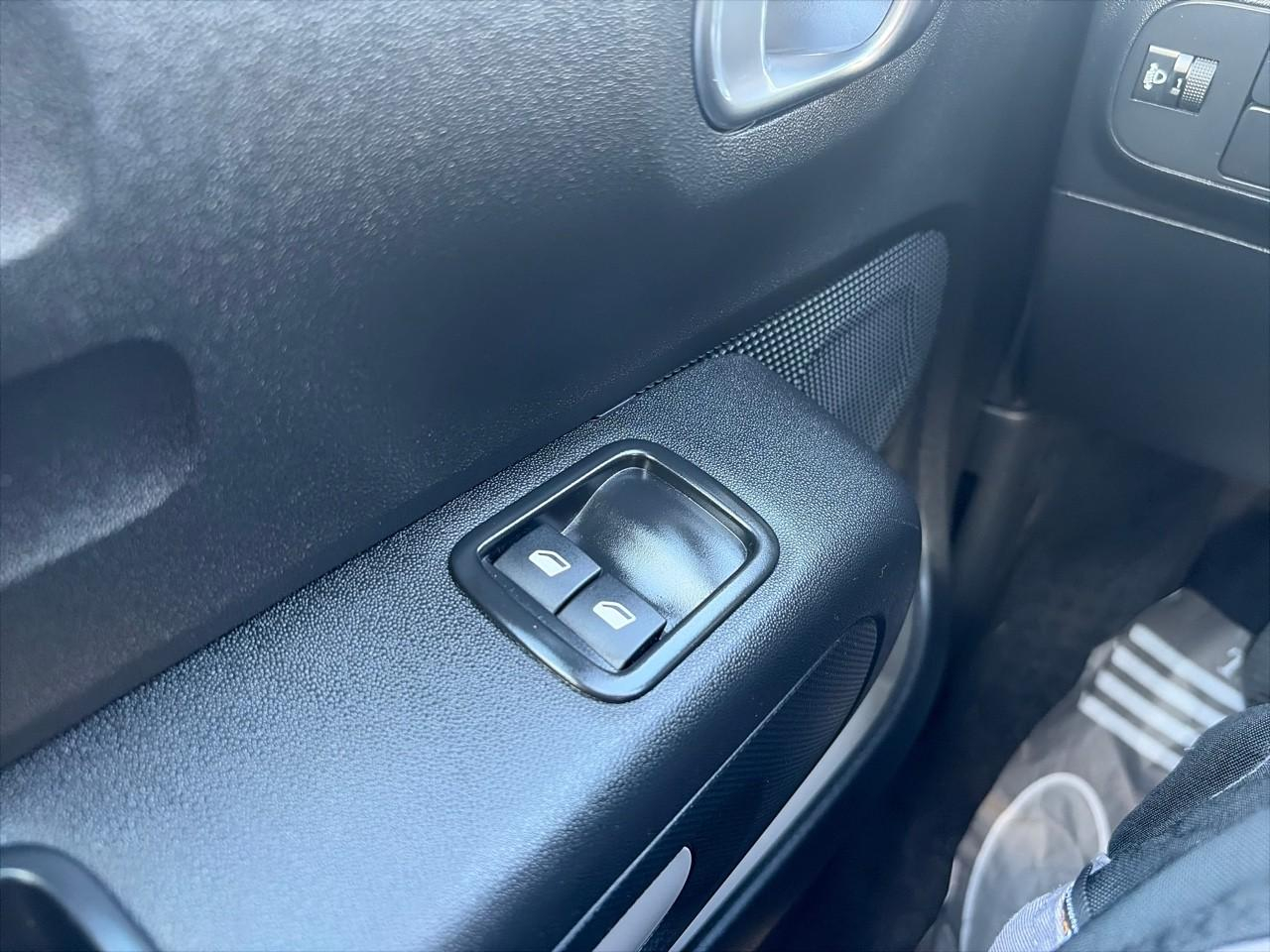 Citroën C3 1.2 puretech 83ch s&s you — photo 16