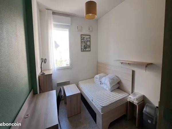 Studio 1 pièce 17 m²