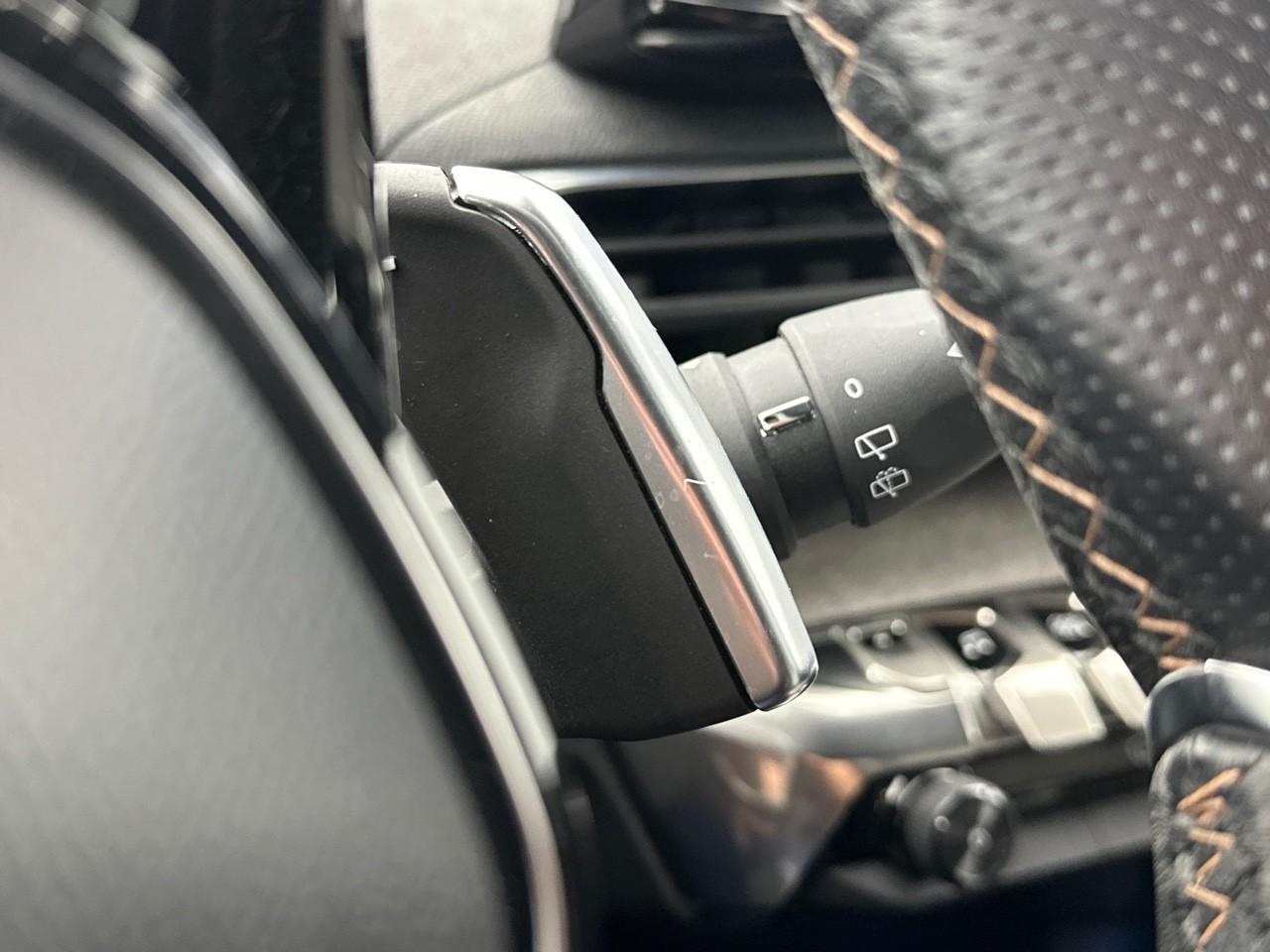 Peugeot 3008 hybrid 225 e-eat8 gt — photo 18