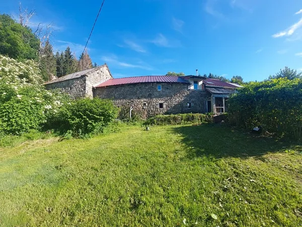 Maison ardeche style ferme proximité Coucouron