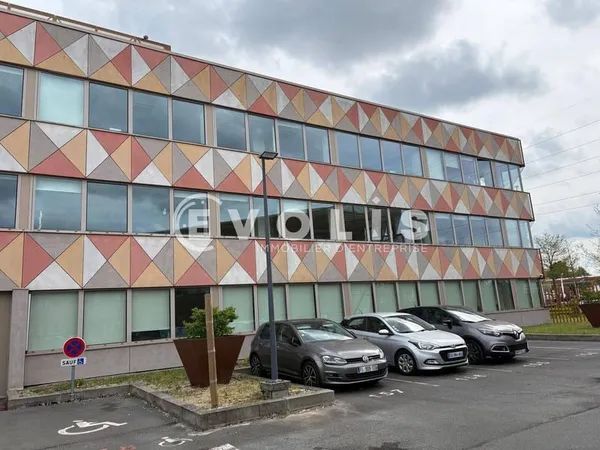 Bureaux 2190 m²