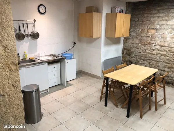 Local 65m2 - Lyon 6