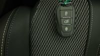 Peugeot 208 1.2 Hybrid 110ch GT e-DCS6 — photo 16