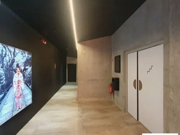 Bureau 288 m²