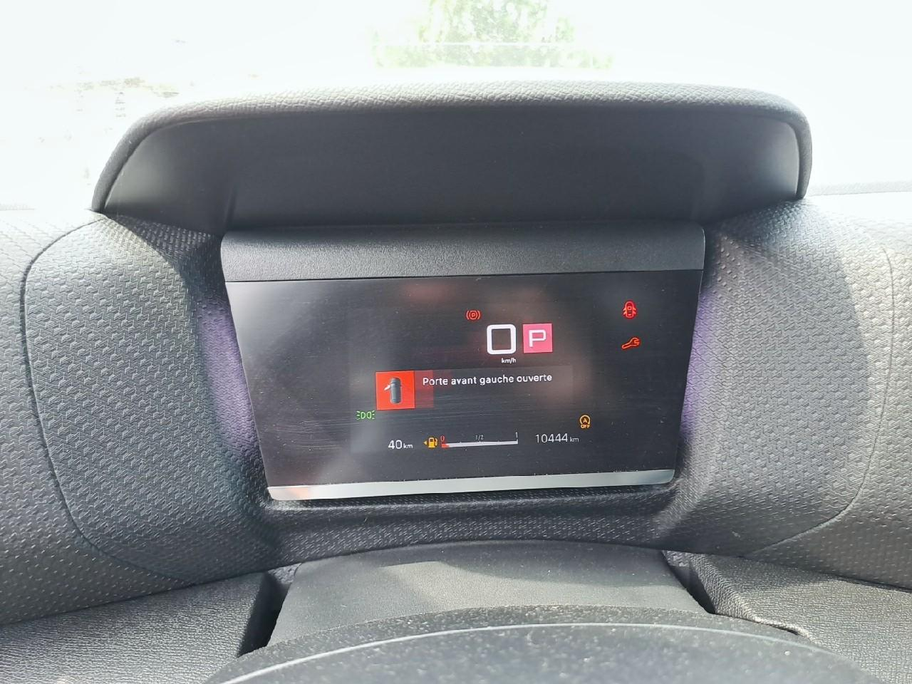 Citroën C4 X puretech 130 s&s eat8 shine — photo 14