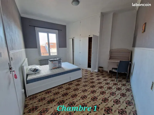 COLOCATION (7 personnes) - Bompas