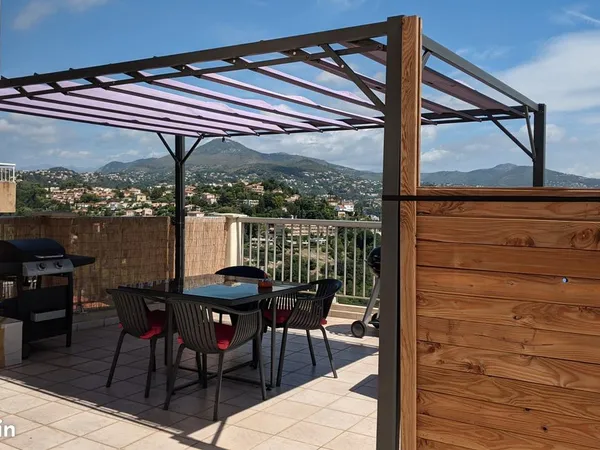 Appartement meublé en duplex de 70 m2 avec vue panoramique