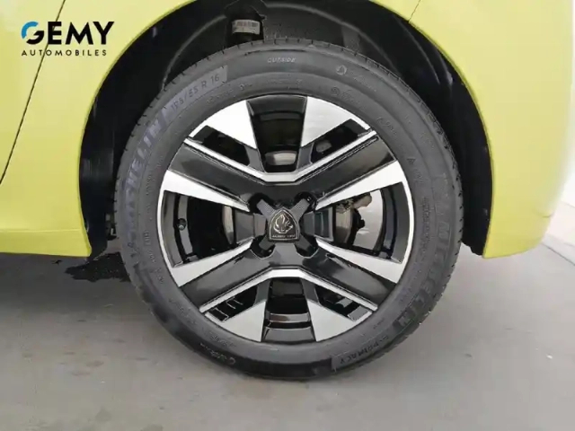 Peugeot 208 puretech 100 s&amp;s bvm6 — photo 27