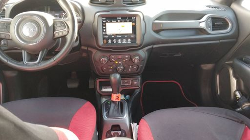 Jeep Renegade 1.3 GSE T4 150 BVA6 - Limited – 2020 – 107948 km – Essence – Boîte Automatique — photo 10