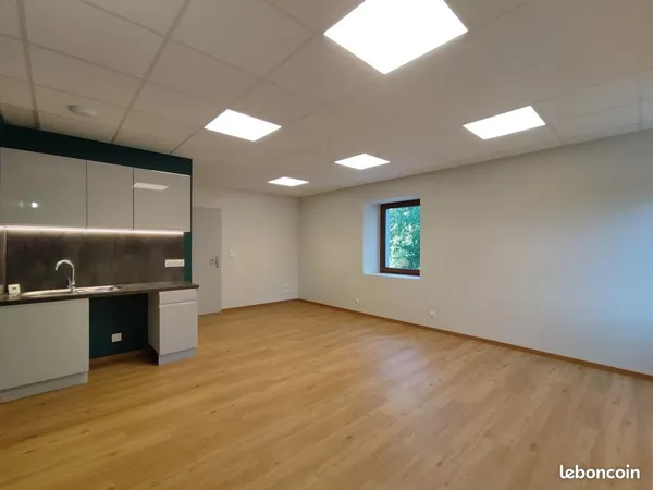 Bureaux 29 m² Féternes