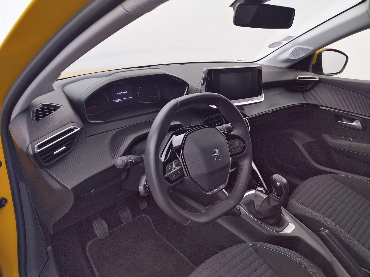 Peugeot 208 puretech 75 s&s bvm5 style — photo 9