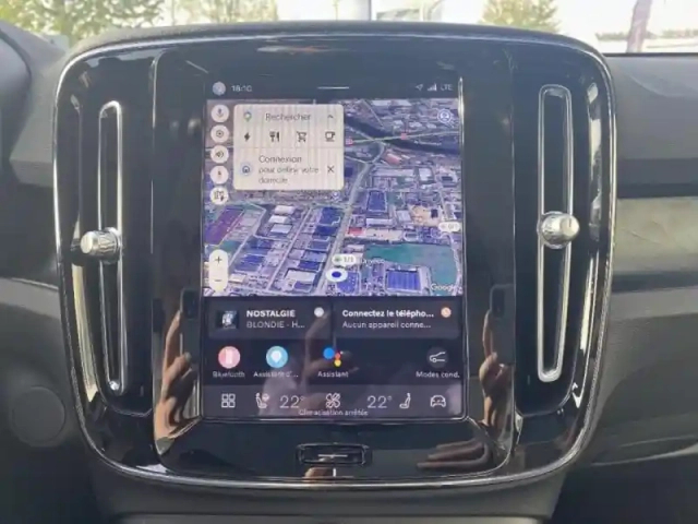 Volvo C40 recharge extended range 252ch ultimate — photo 9