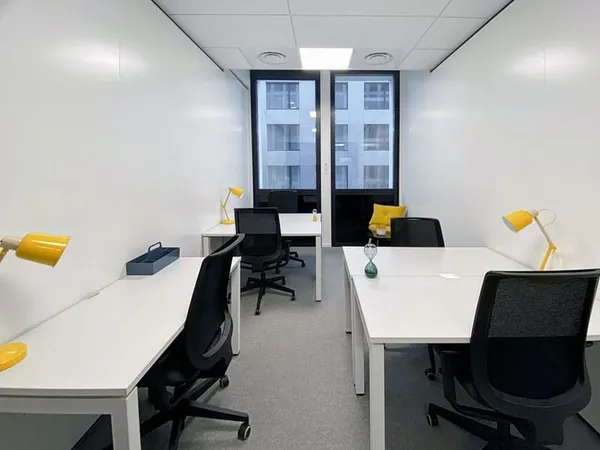 Un bureau privé entièrement équipé pour vous et votre équipe à Nice, Spaces Grand Arenas