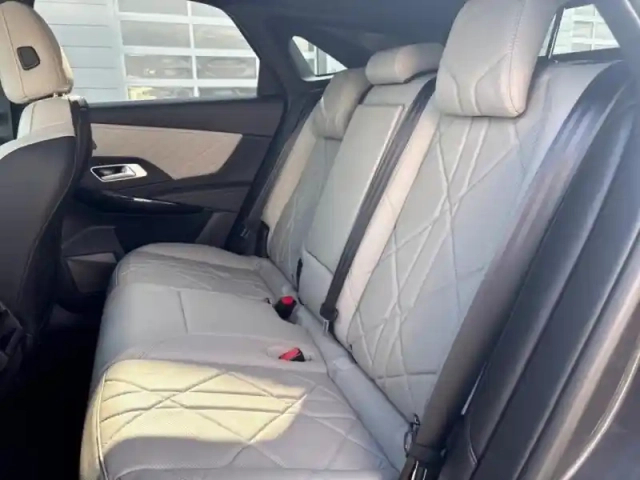 Ds Ds 7 crossback e-tense 4x4 300ch rivoli — photo 12