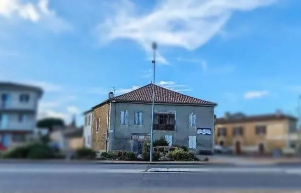 Maison à rénover ou Immeuble de rapport à Fleurance.
