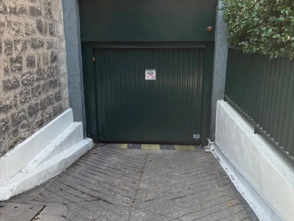 Parking 11 m²