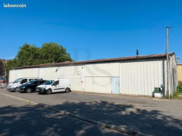 Entrepôt 546 m² CONDE SUR NOIREAU